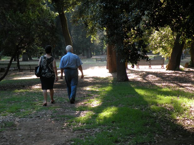  promeneurs dans le parc de la Villa Borghèse